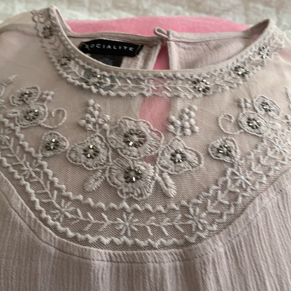 Ladies Top - Picture 6 of 8